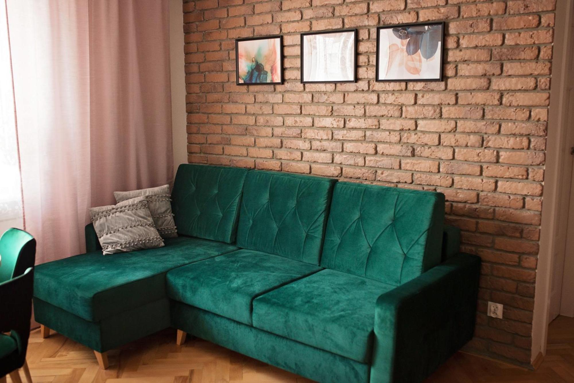 Apartament Retro กดิเนีย ภายนอก รูปภาพ