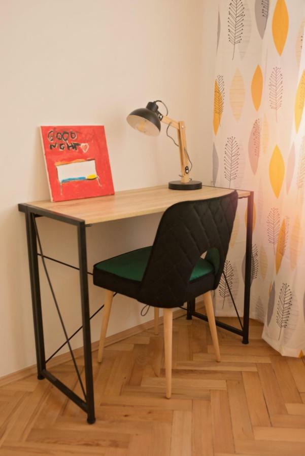Apartament Retro กดิเนีย ภายนอก รูปภาพ